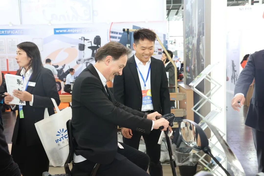 XCsports医疗亮相德国REHACARE2025 展示康养器械全系列创新移动解决方案